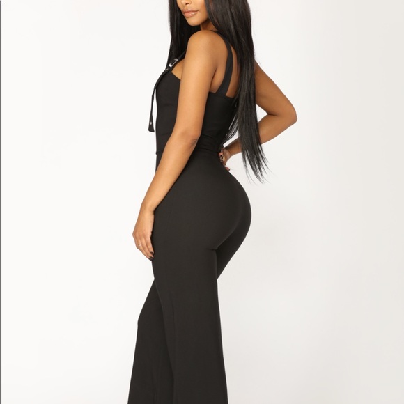 Fashion nova never worn black jumpsuit - Picture 2 of 4
